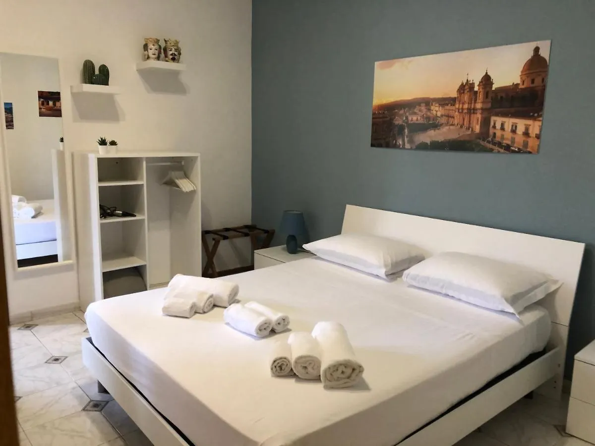 Bed & Breakfast Bed and Breakfast La Madonnina Noto