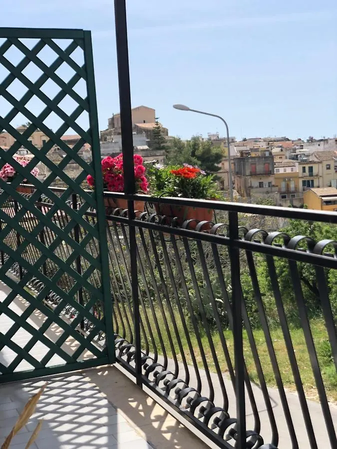 Bed and Breakfast La Madonnina Noto Bed & Breakfast