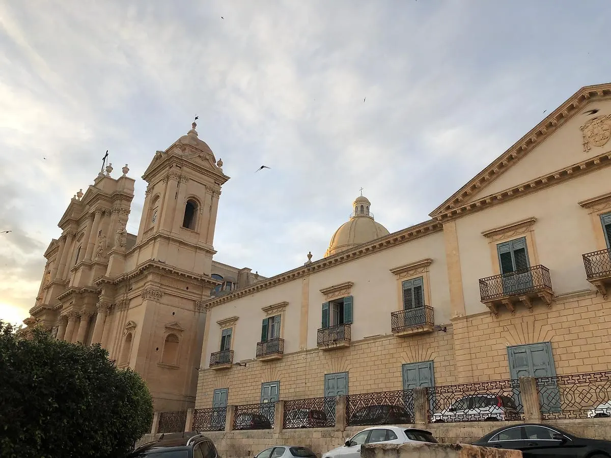Bed & Breakfast La Madonnina Bed and Breakfast Noto Italien